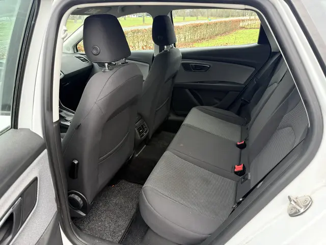 SEAT Leon 1.6 TDI Style 2017 Diesel 12