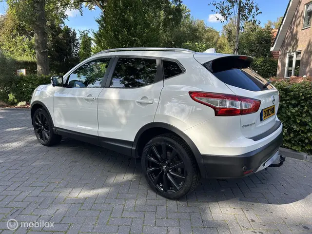 Nissan QASHQAI 1.2 Tekna 2015 Benzine 5