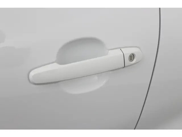 Toyota Aygo X Hybrid 115 play 2026 Hybride Benzine 37