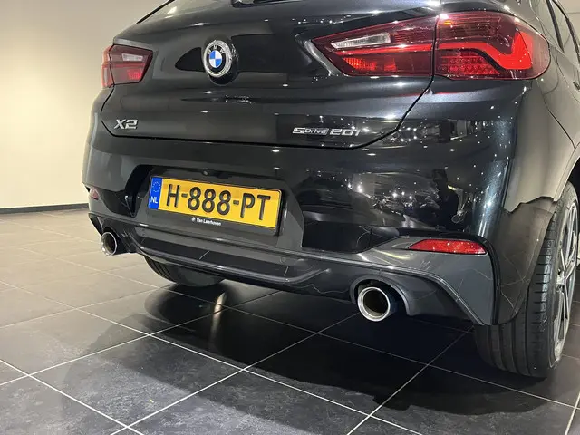 BMW X2 sDrive20i High Executive Edition 2020 Benzine 14