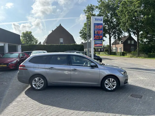 Peugeot 308 SW 1.2 PureTech Active Pack 2020 Benzine 3