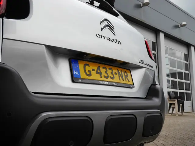 Citroën C3 Aircross 1.2 PureTech S&S Shine 2019 Benzine 47