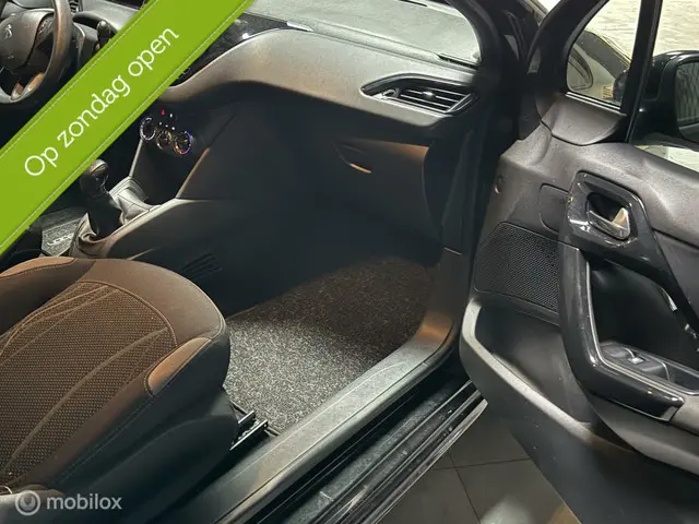 Peugeot 208 1.0 PureTech Access|NAVI|AIRCO|APK| 2015 Benzine 16
