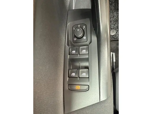 Volkswagen Polo 1.0 TSI Life Edition 2024 Benzine 16