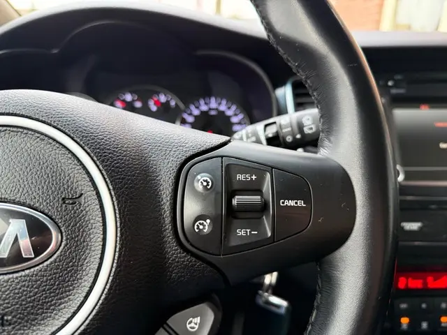 Kia Carens 1.6 GDi ExecutiveL. 2016 Benzine 33