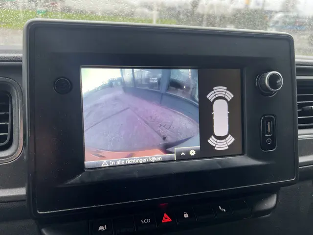 Renault Master T35 2.3 dCi 135 L2H2 2020 Diesel 19