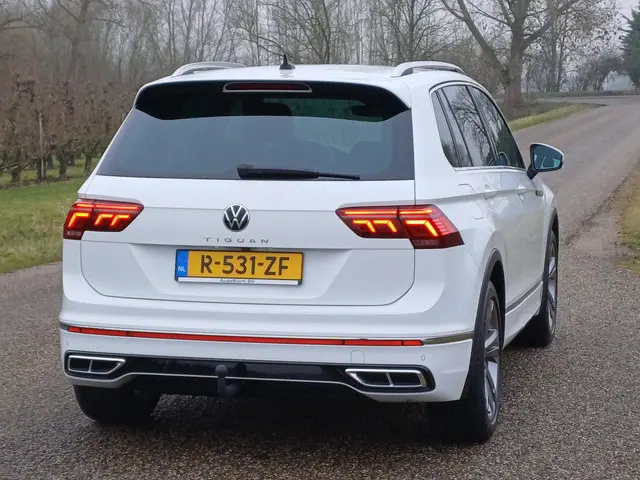 Volkswagen Tiguan 1.5 TSI R-Line Business+ 2023 Benzine 7