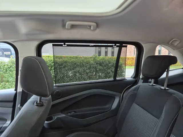 Ford Grand C-Max 1.0 Edition Plus 7p. 2014 Benzine 20