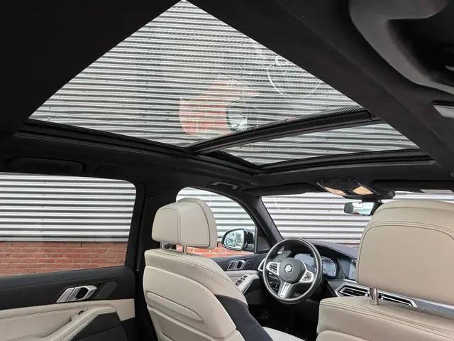 BMW X5 xDrive45e High Executive 2021 Hybride Benzine 6