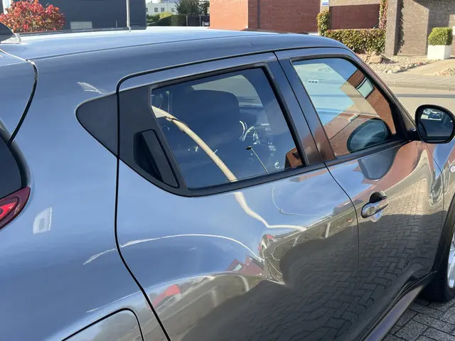 Nissan Juke 1.6 Acenta 2012 Benzine 27