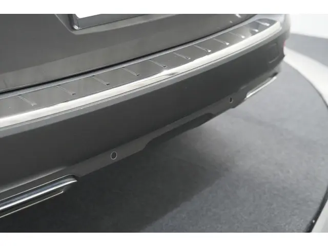 Peugeot 5008 PureTech 130 EAT8 GT-Line 2020 Benzine 24