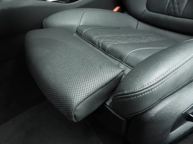 BMW 5 Serie Touring 530e 2023 Hybride Benzine 32