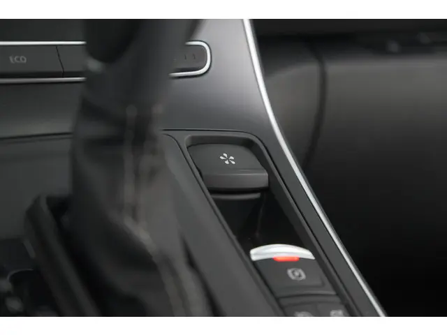 Renault Grand Scénic TCe 140 EDC Intens 2021 Benzine 48