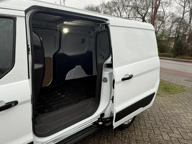 Ford Transit Connect 1.0 Ecoboost L2 Trend 2024 Benzine 10