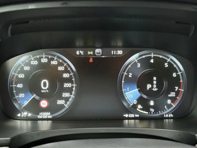 Volvo V90 Cross Country 2.0 B5 AWD Pro 2021 Benzine 28