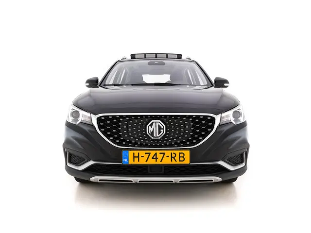 MG ZS EV Luxury 45 kWh { SOH-90%} 2020 Elektrisch 2
