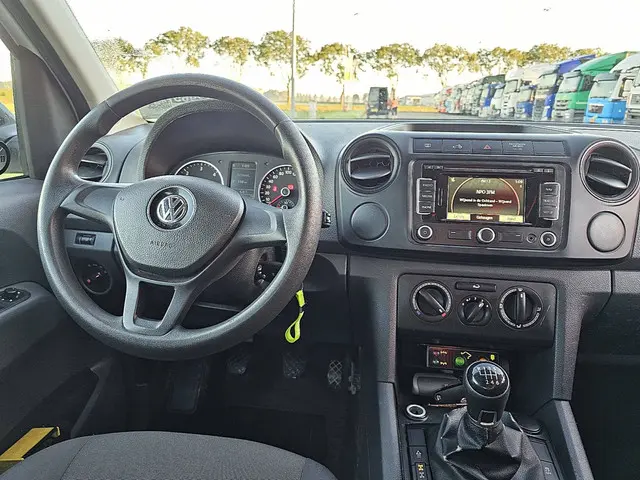 Volkswagen Amarok 2.0 TDI 2015 Diesel 8