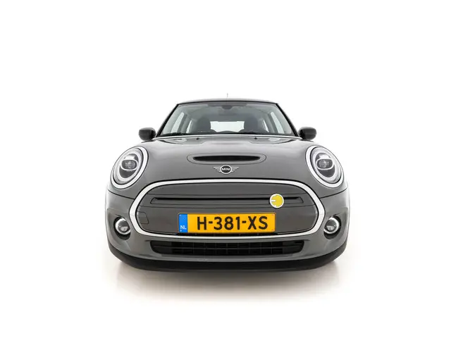 MINI Electric Mini Basic 33 kWh [ 3-Fase ] 2020 Elektrisch 2