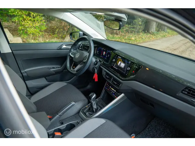 Volkswagen Polo 1.0 TSI Life Business 2022 Benzine 10