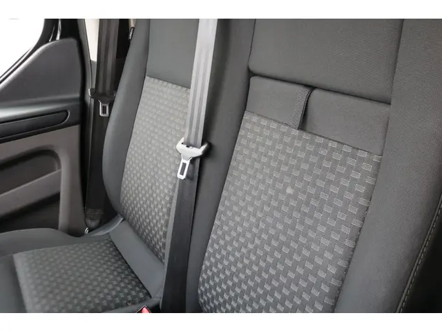 Ford Transit Custom 2.0 TDCI L2 H1 Trend DC 2022 Diesel 42