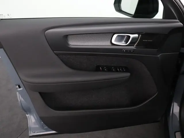 Volvo XC40 Recharge Pro 2022 Elektrisch 33