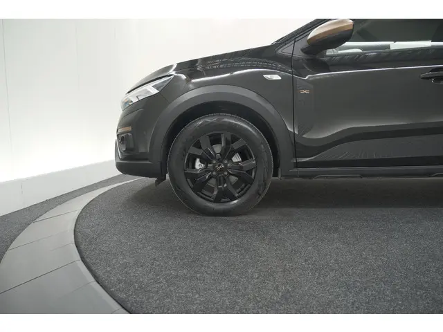 Dacia Jogger TCe 110 Extreme 2025 Benzine 19