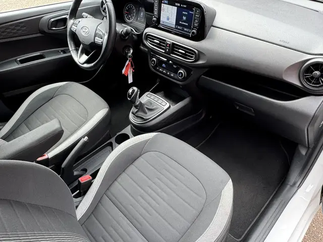 Hyundai i10 1.0 Comfort Smart 5-zits 2020 Benzine 19