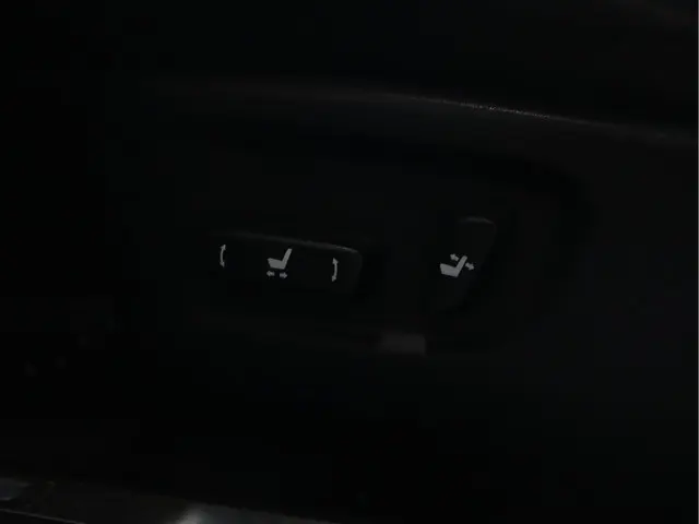 Lexus NX 300h AWD Luxury Line 2018 Hybride Benzine 13