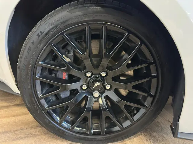 Ford Mustang Convertible 5.0 GT 2017 Benzine 15