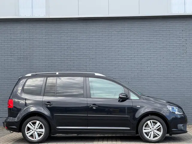 Volkswagen Touran 3