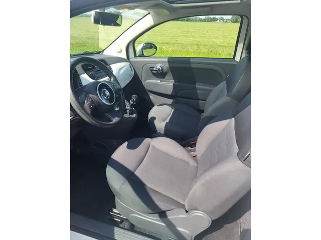 Fiat 500 1.2 Pop airco panoramadak 2012 Benzine 18