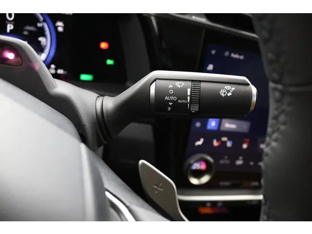 Lexus RZ 450e President Line 71 kWh 2023 Elektrisch 32