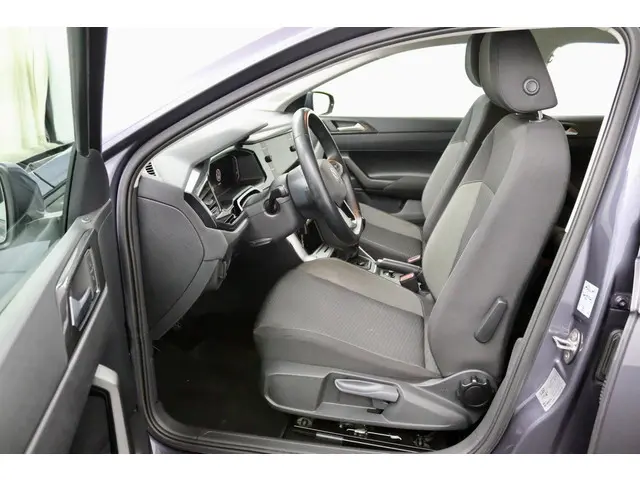 Volkswagen Polo 1.0 TSI Life antraciet 2023 Benzine 12