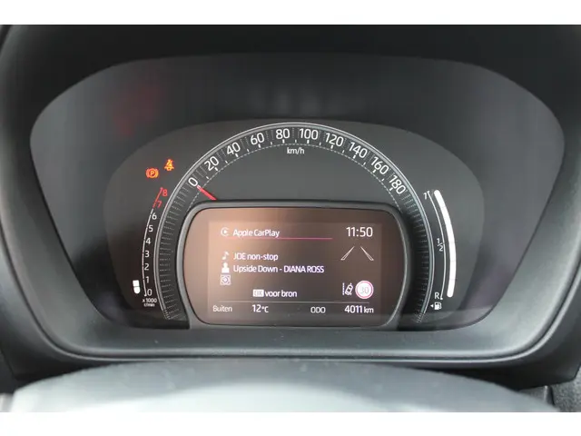 Toyota Aygo X 1.0 VVT-i MT Play 2025 Benzine 30