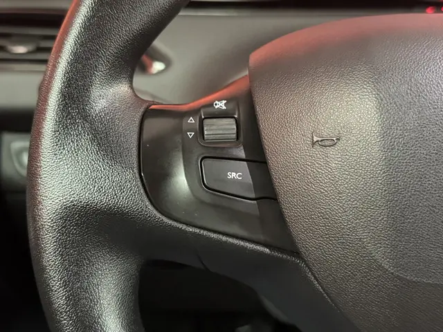 Peugeot 208 1.2 PureTech Blue Lion 2017 Benzine 29