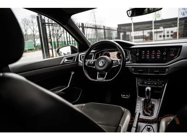 Volkswagen Polo 2.0 TSI GTI / Pano / Garantie! 2019 Benzine 39