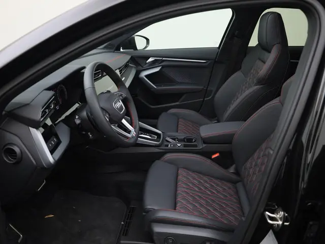 Audi A3 Sportback 35 TFSI/150PK S Line 2024 Benzine 19