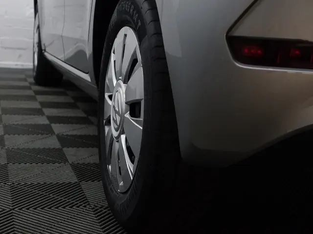 Volkswagen up! 1.0 BMT move up! 2017 Benzine 20