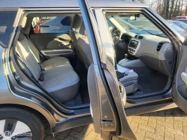 Kia e-Soul EV ExecutiveLine 27 kWh 2014 Elektrisch 13