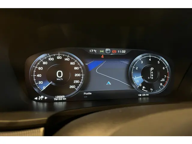 Volvo V90 T4 190pk R-Design 2018 Benzine 32