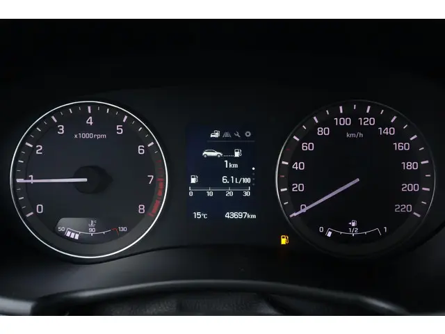 Hyundai i20 Coupé 1.0 T-GDI Premium 2017 Benzine 16