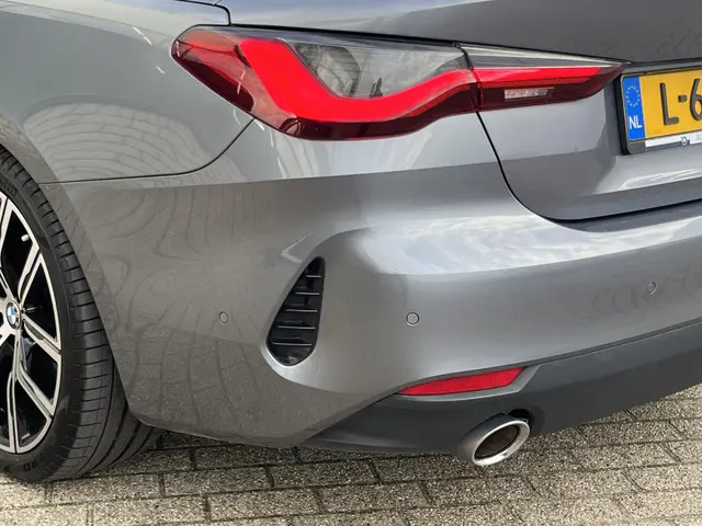 BMW 4 Serie Cabrio 420i High Executive 2021 Benzine 62