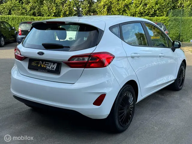 Ford Fiesta 1.1 Trend/CarPlay/Navi/NAP 2018 Benzine 6