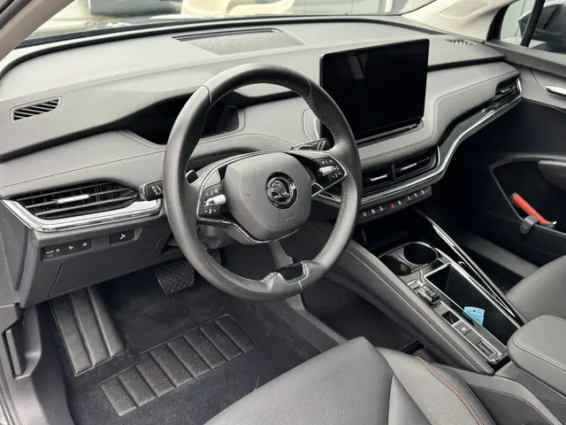 Škoda Enyaq iV 60 Intro 180pk 58 kWh 2022 Elektrisch 7