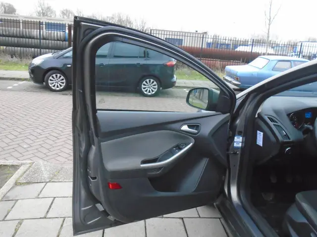 Ford Focus Wagon 1.0 EcoBoost Trend / AIRCO 2012 Benzine 9