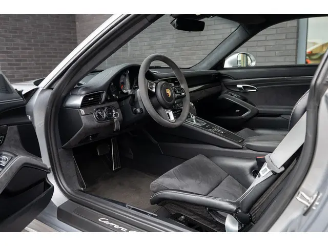 Porsche 911 3.0 Carrera GTS | Lightweight 2017 Benzine 4
