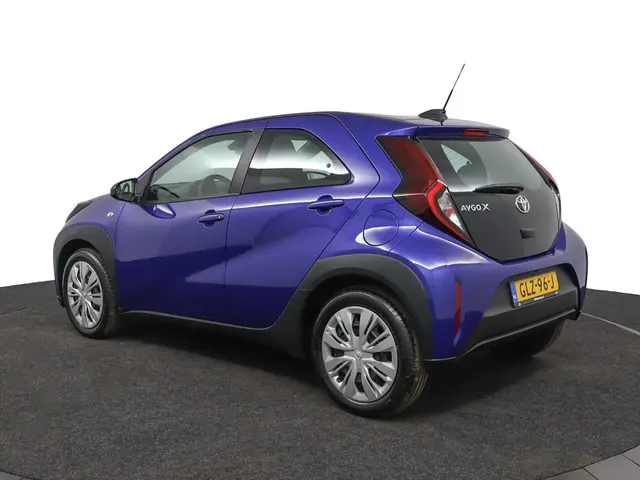 Toyota Aygo X 1.0 VVT-i MT Play 2024 Benzine 11