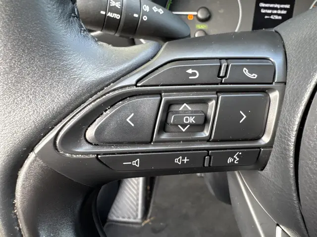 Toyota Yaris 1.5 Hybrid Active 2022 Hybride Benzine 17