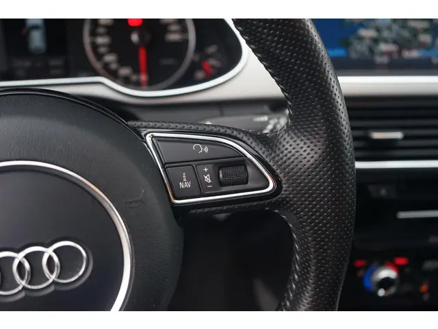 Audi A4 Avant 1.8 TFSI S-line 2013 Benzine 33