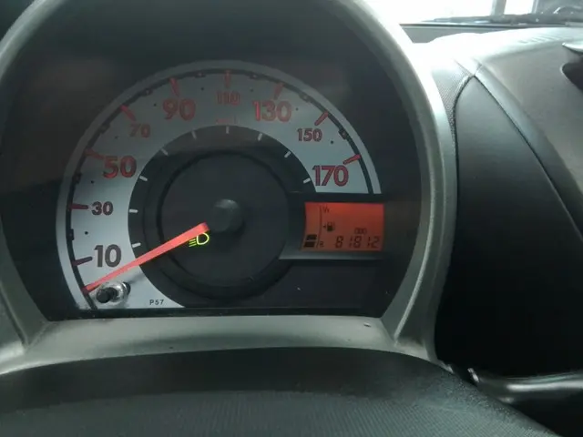 Peugeot 107 1.0 Active 2013 Benzine 7